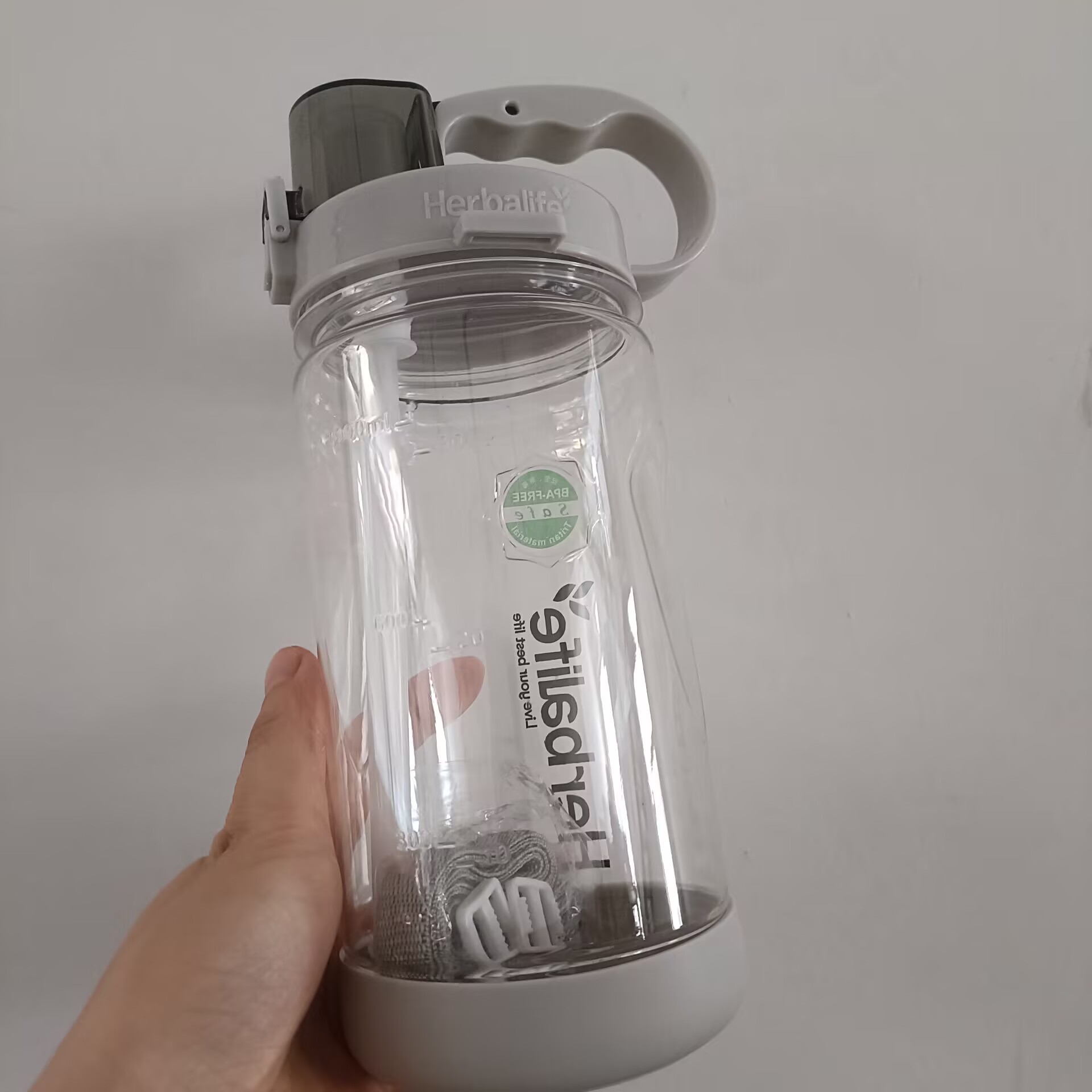 Borraccia Sportiva in Tritan d - Nutrition Fitness Equipment recensione e prezzo